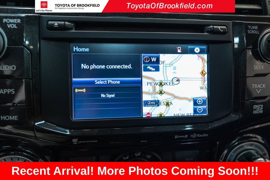 Used 2018 Toyota 4Runner TRD Off-Road Premium AWD/4WD image 29