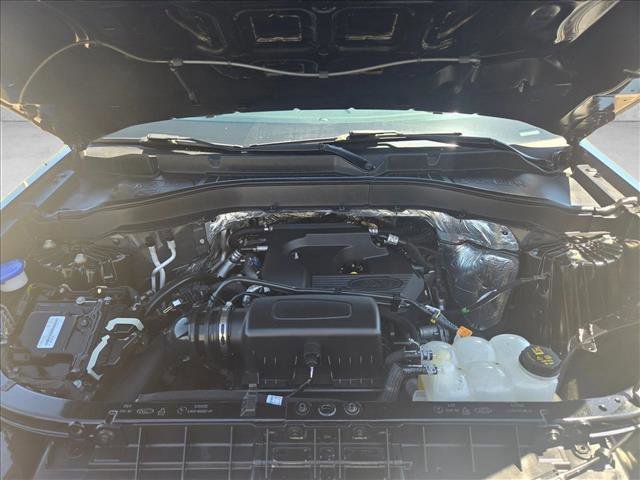 Used 2020 Ford Explorer XLT w/ Equipment Group 202A image 23