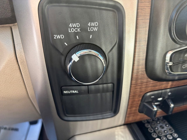 Used 2014 RAM 2500 Laramie w/ Convenience Group AWD/4WD image 23