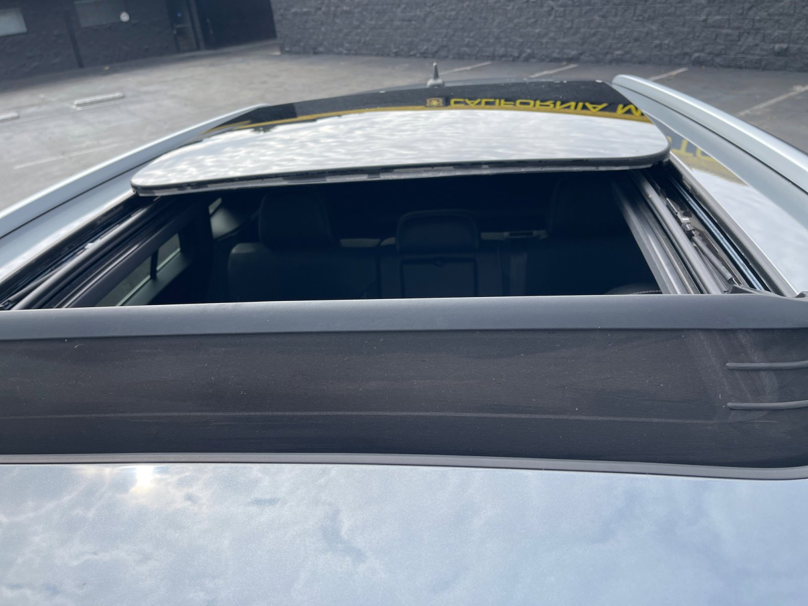 Used 2021 Volkswagen Atlas Cross Sport SE w/ Panoramic Sunroof Package image 23