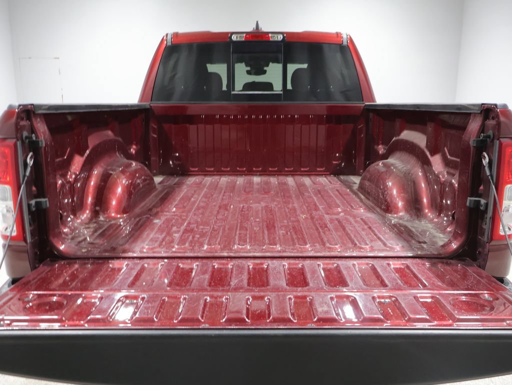 Used 2023 RAM 1500 Big Horn AWD/4WD image 4