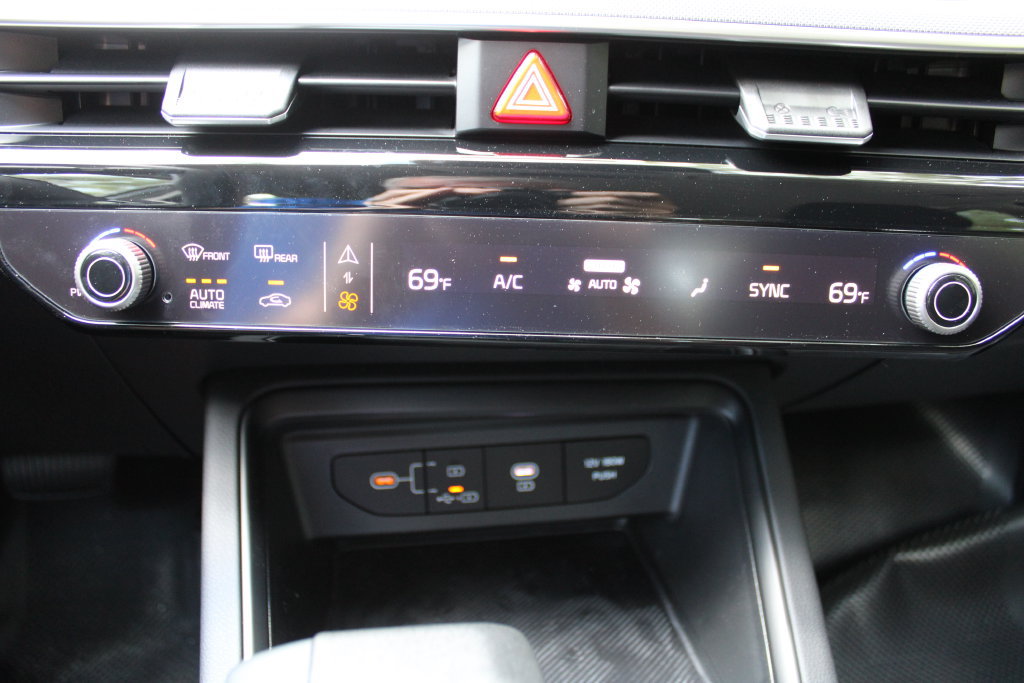 New 2026 Kia K5 LXS FWD image 35