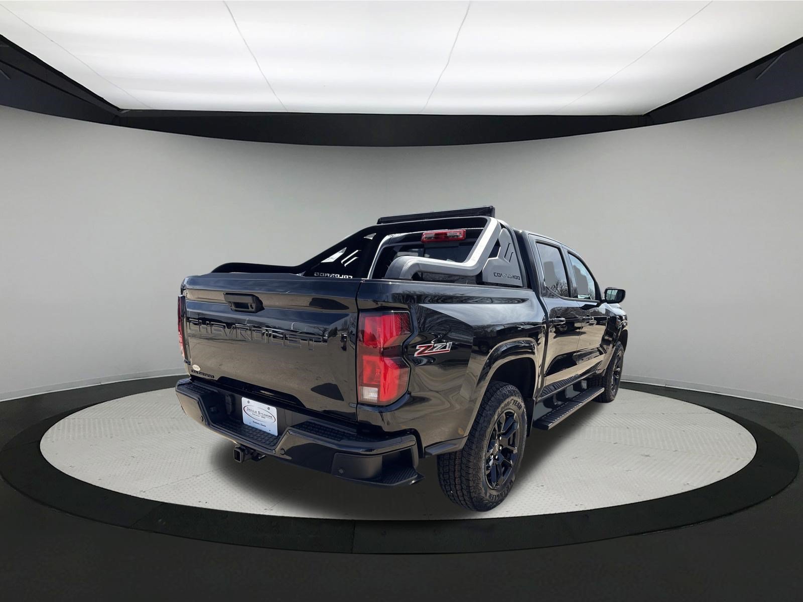 New 2026 Chevrolet Colorado Z71 w/ Midnight Edition AWD/4WD image 5