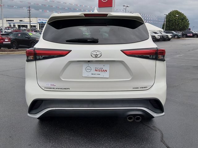 Used 2021 Toyota Highlander XSE AWD/4WD image 4