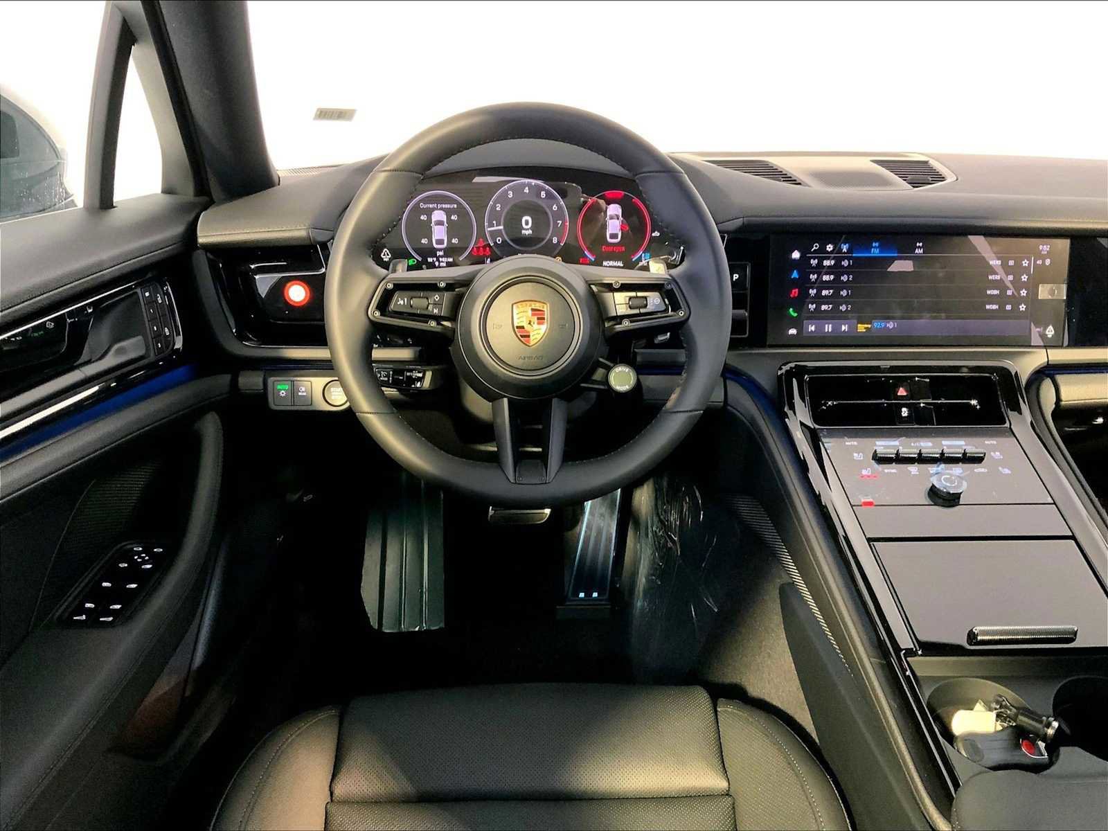 New 2026 Porsche Panamera 4 image 13