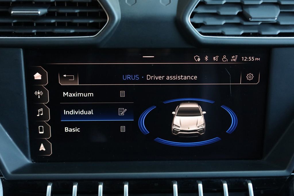 Used 2019 Lamborghini Urus image 40