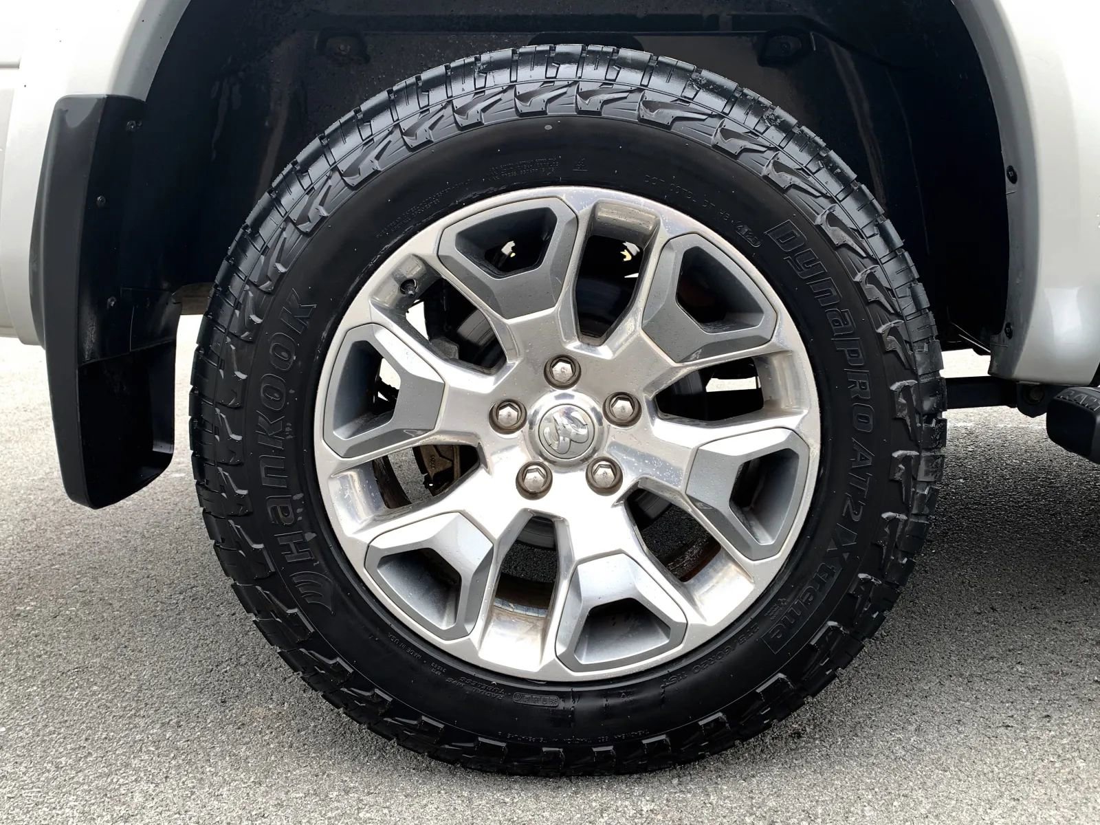 Used 2017 RAM 1500 Limited AWD/4WD image 10