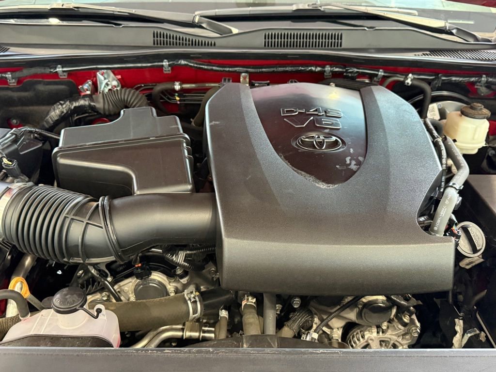 Certified 2021 Toyota Tacoma SR5 w/ Technology Package image 36