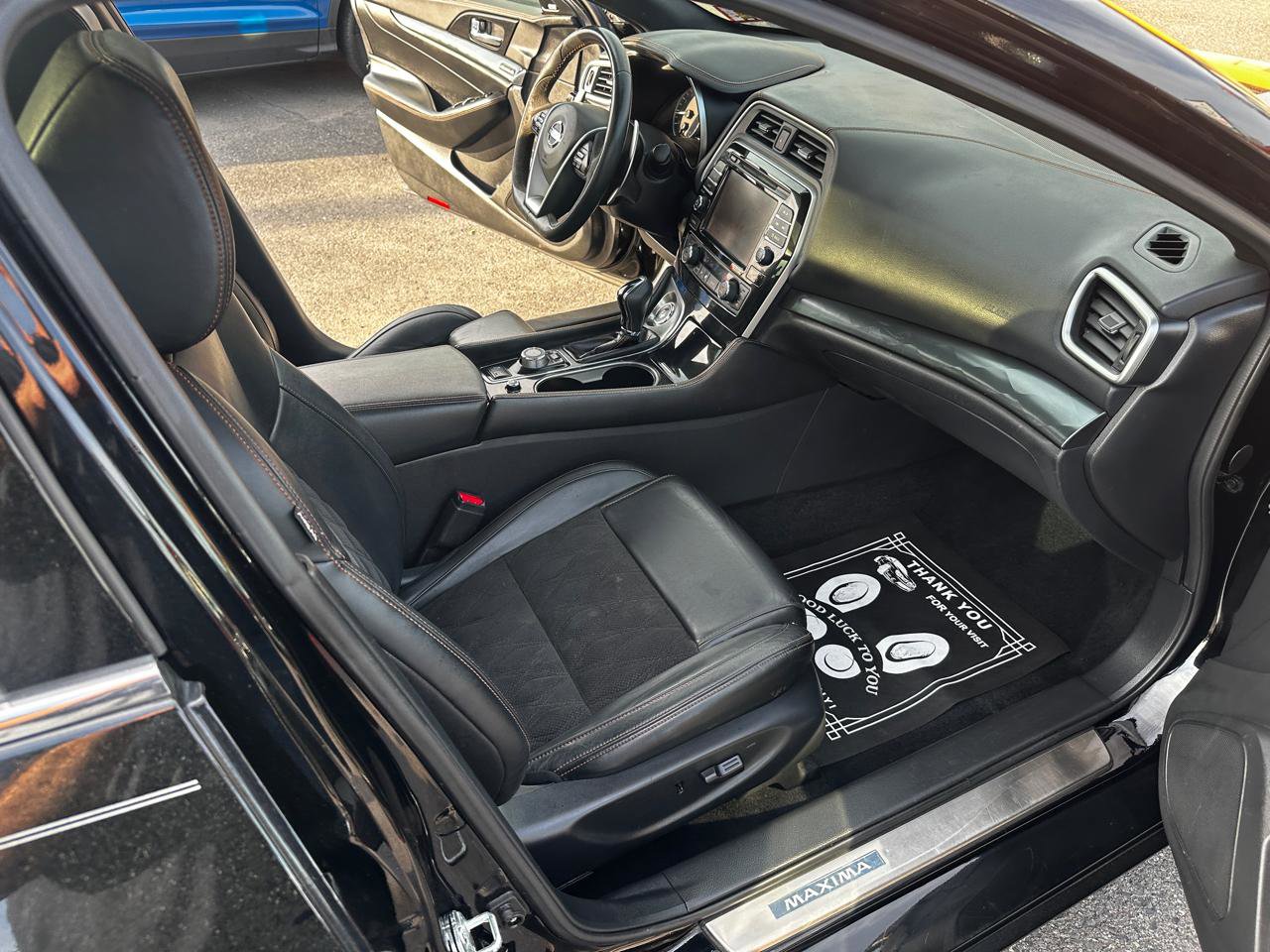 Used 2019 Nissan Maxima SR w/ Premium Package image 21