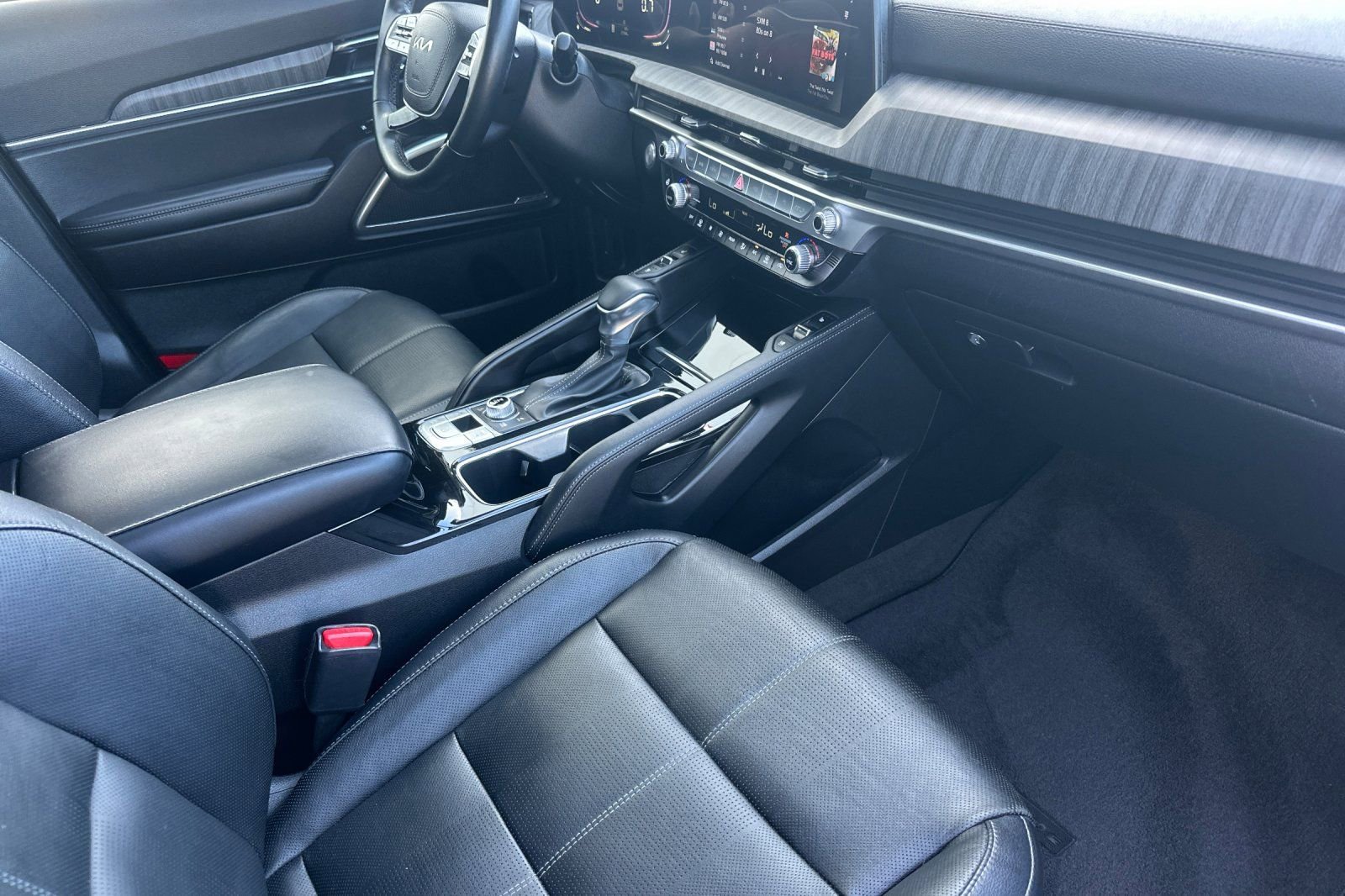 Used 2024 Kia Telluride EX image 21