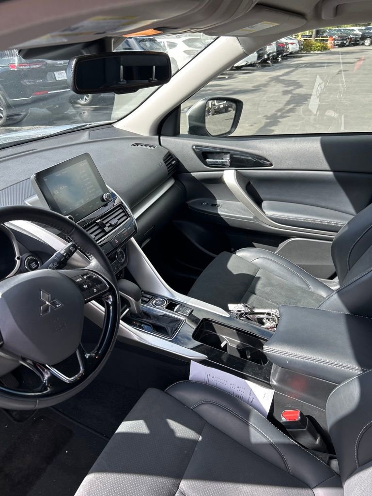 Used 2025 Mitsubishi Eclipse Cross SE image 17