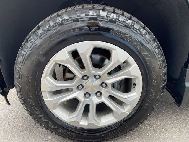 Used 2022 Chevrolet Silverado 1500 LTZ w/ LTZ Premium Package image 33