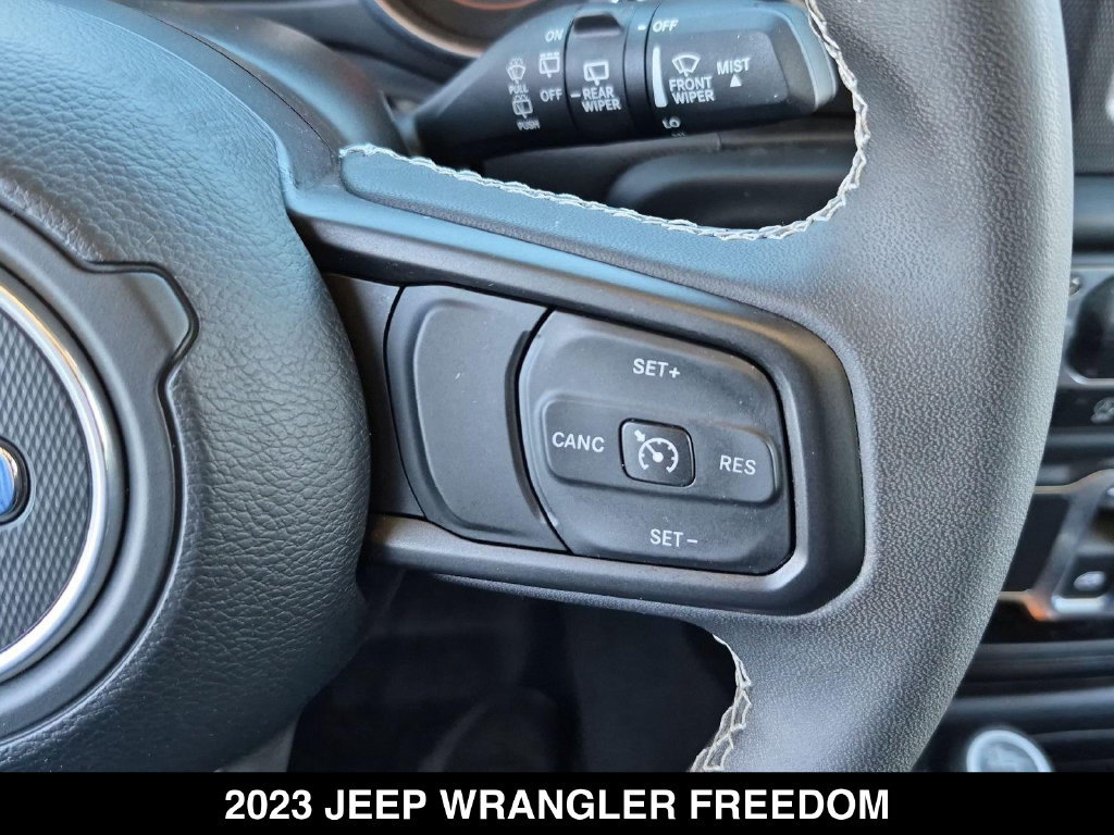 Used 2023 Jeep Wrangler Sport AWD/4WD image 18