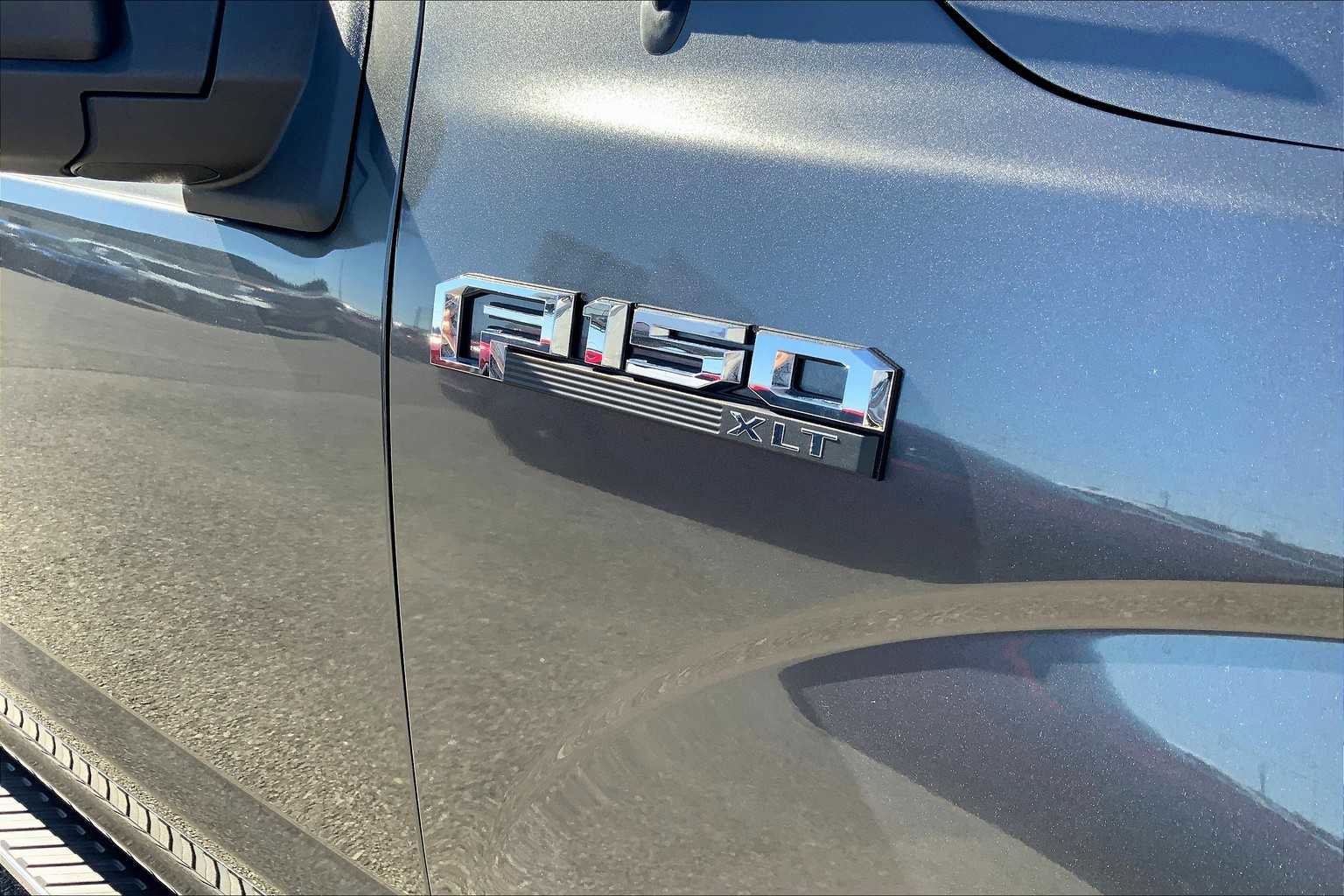 Used 2020 Ford F150 XLT w/ Equipment Group 302A Luxury image 9