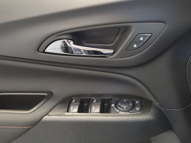 Used 2024 Chevrolet Equinox RS w/ RS Leather Package image 27