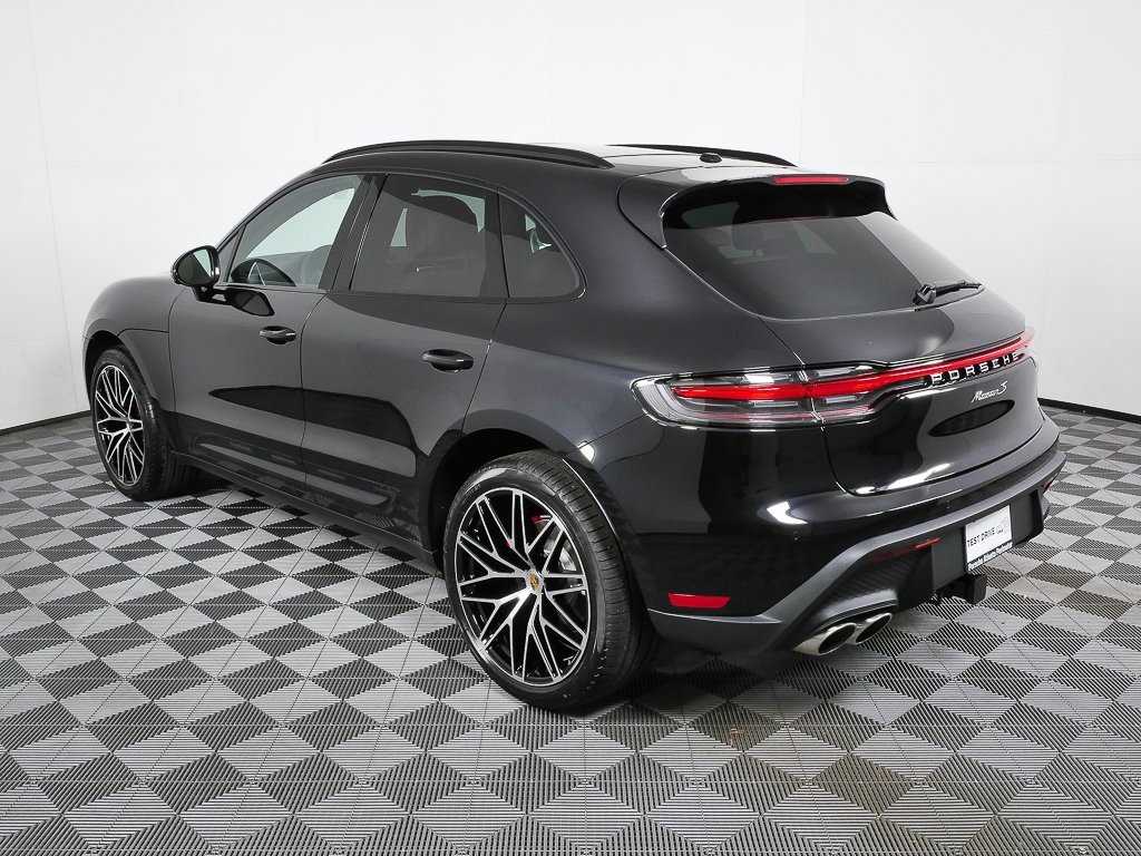 New 2026 Porsche Macan S image 2