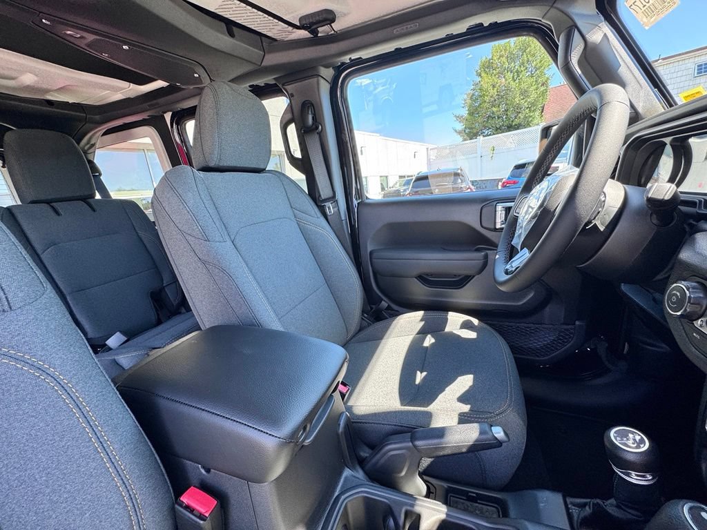 New 2026 Jeep Wrangler Unlimited Sport AWD/4WD image 19
