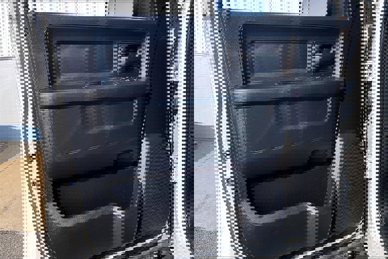 Used 2018 RAM 3500 Tradesman w/ Chrome Appearance Group image 27