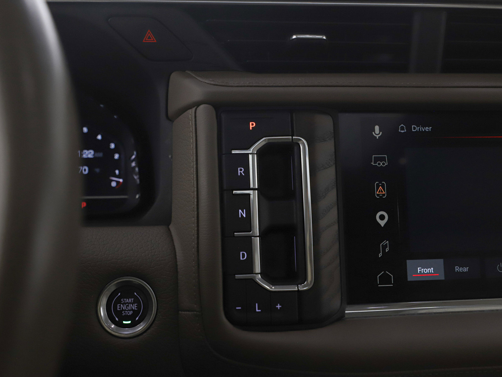 Used 2023 GMC Yukon XL Denali w/ Denali Reserve Package image 29