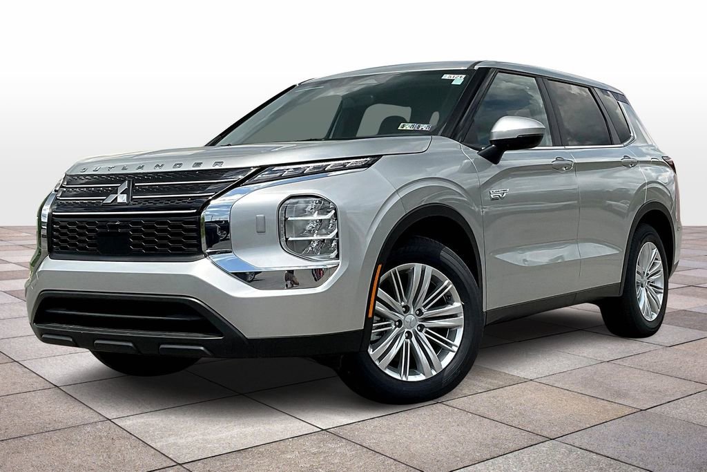 New 2025 Mitsubishi Outlander ES image 2