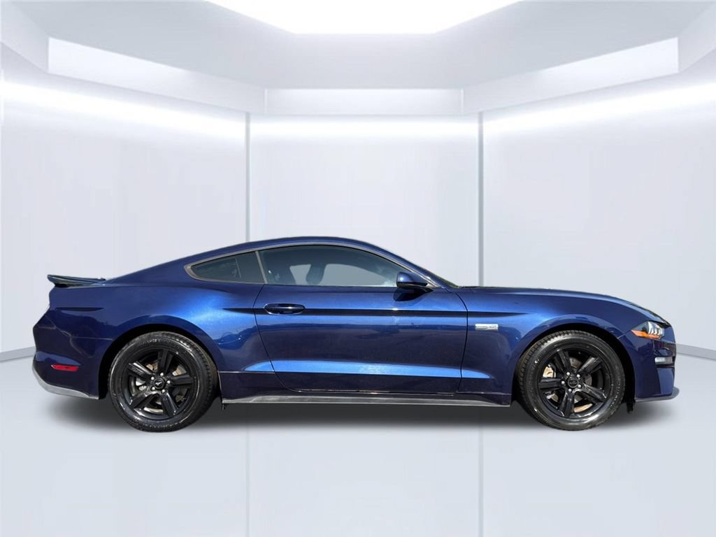 Used 2019 Ford Mustang Coupe RWD image 7