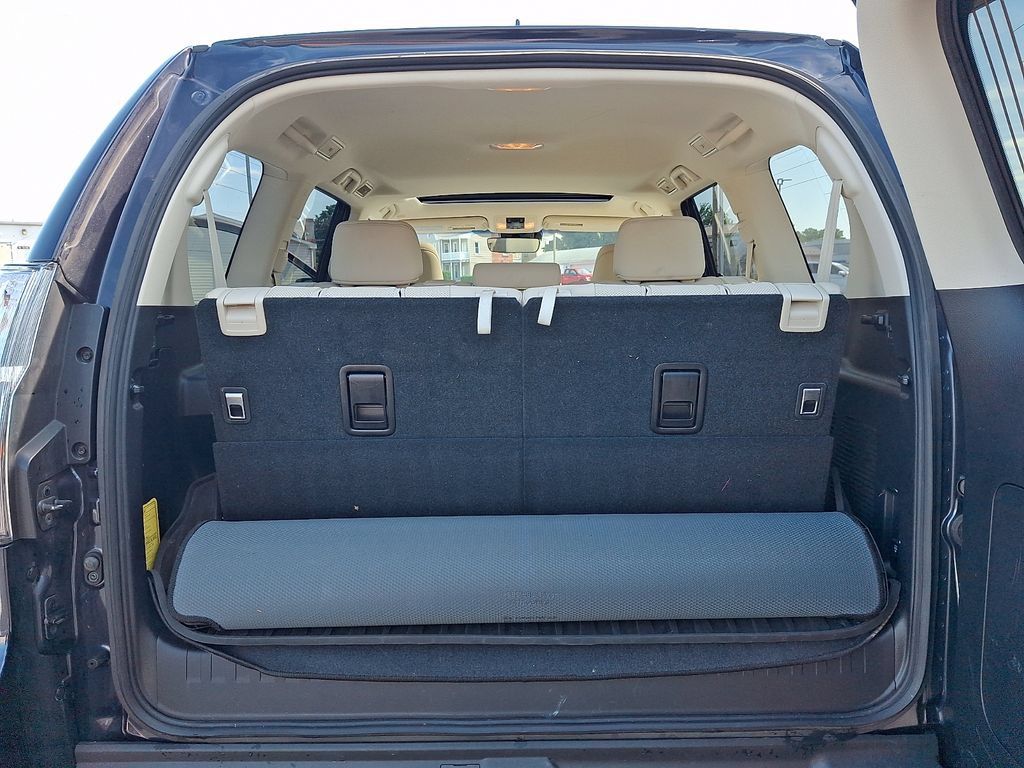 Used 2021 Lexus GX 460 Premium w/ Premium Package AWD/4WD image 31