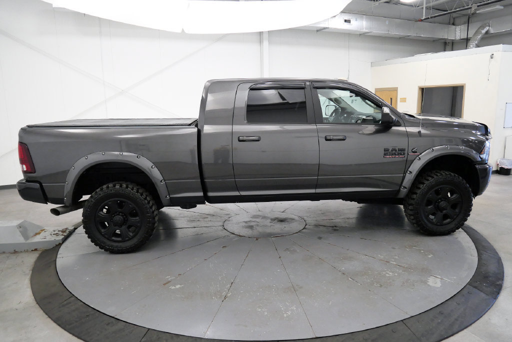 Used 2017 RAM 2500 Laramie w/ Sport Appearance Group AWD/4WD image 9