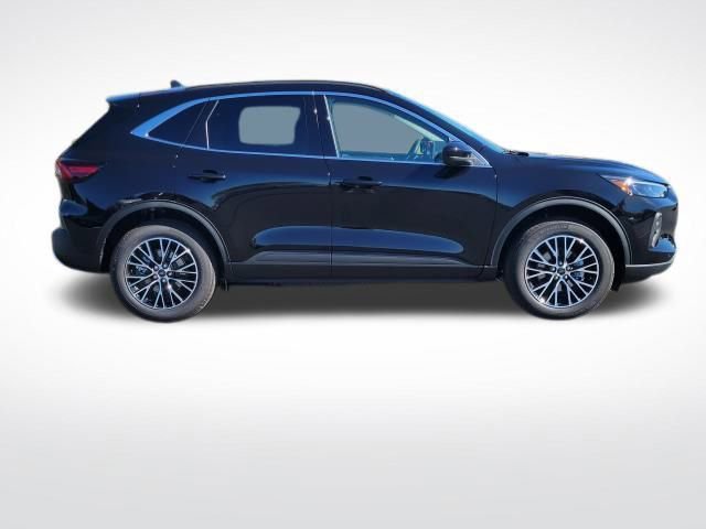 New 2026 Ford Escape SE w/ PHEV Premium Package image 10