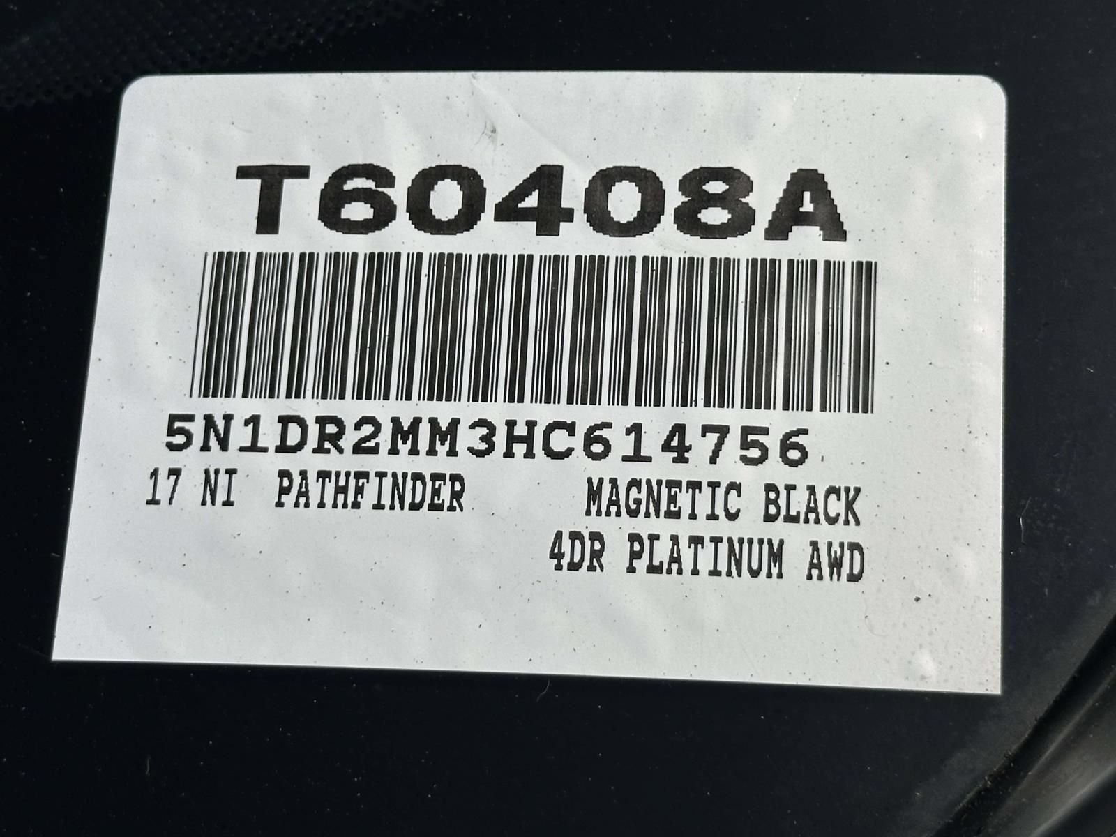 Used 2017 Nissan Pathfinder Platinum w/ Family Entertainment Package AWD/4WD image 31