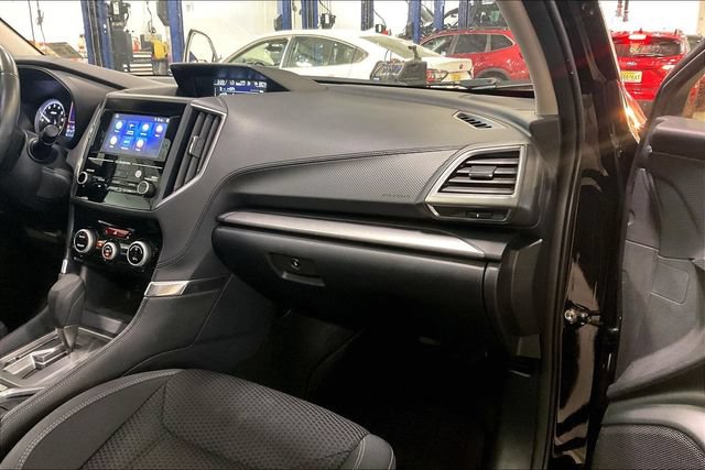 Used 2024 Subaru Forester Premium AWD/4WD image 16