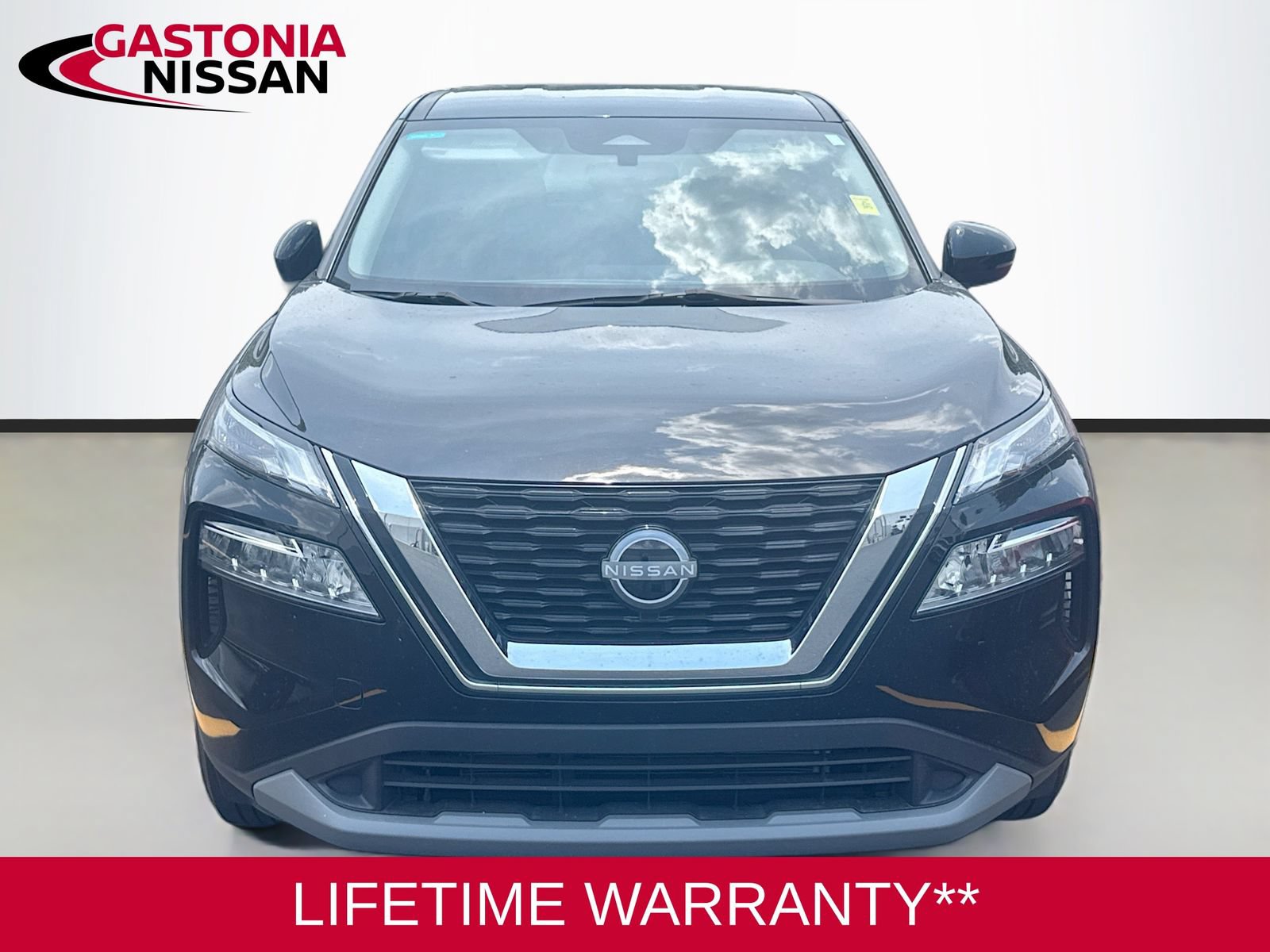 Used 2023 Nissan Rogue SV FWD video 2