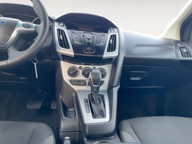 Used 2012 Ford Focus SE FWD image 11