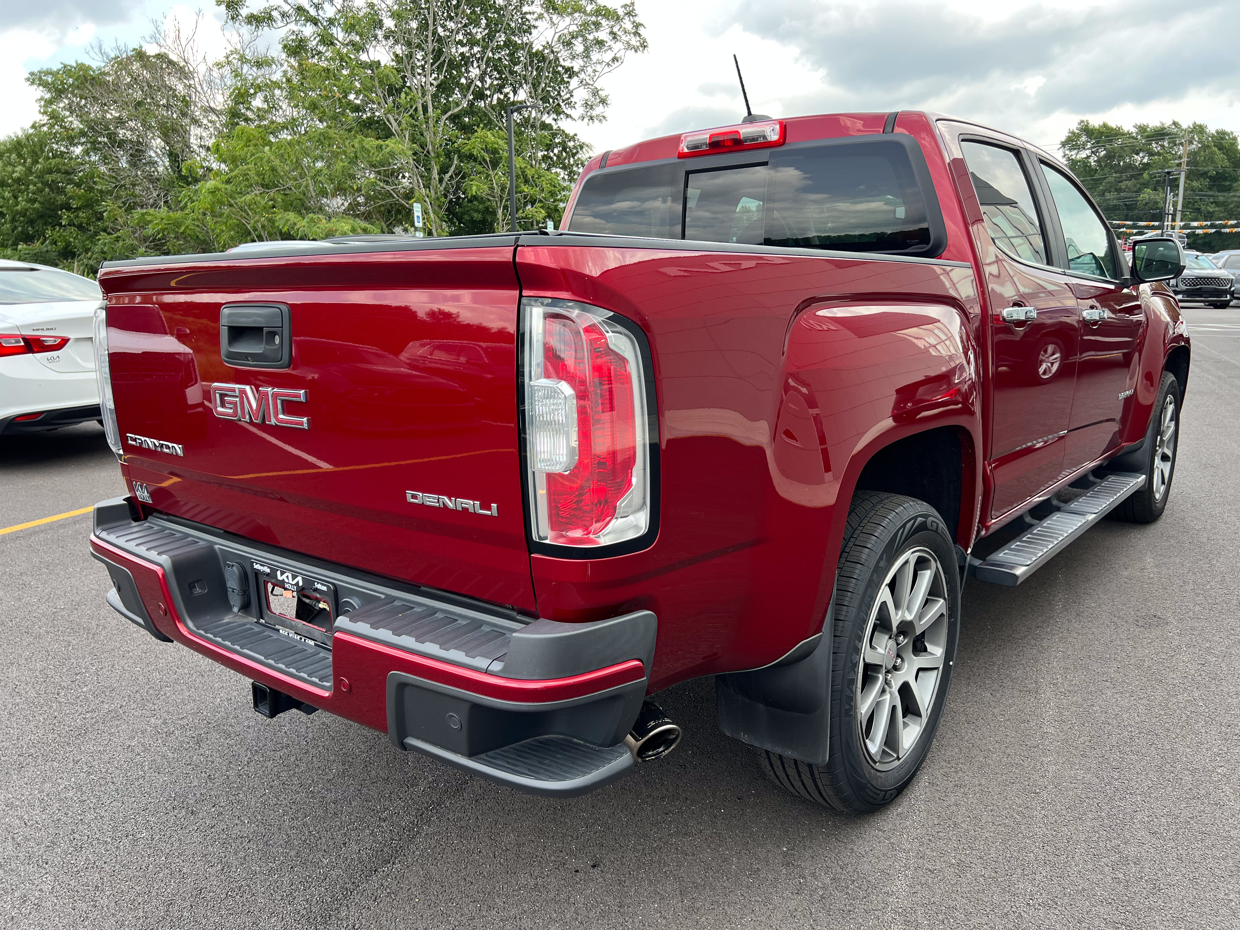 Used 2020 GMC Canyon Denali AWD/4WD image 8