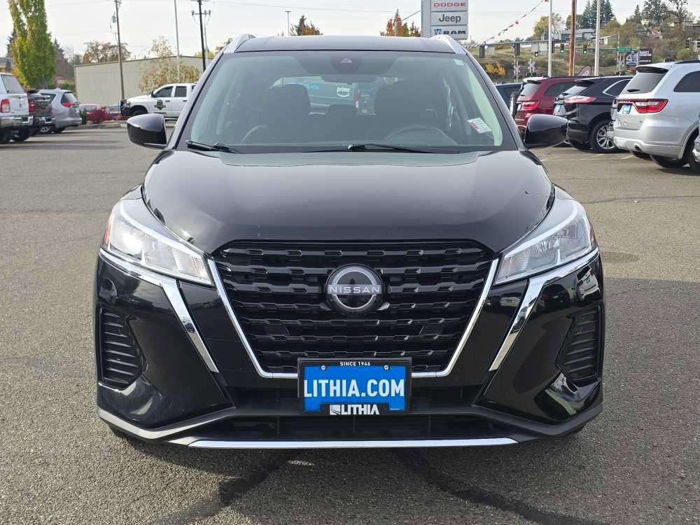 Used 2023 Nissan Kicks SV image 8