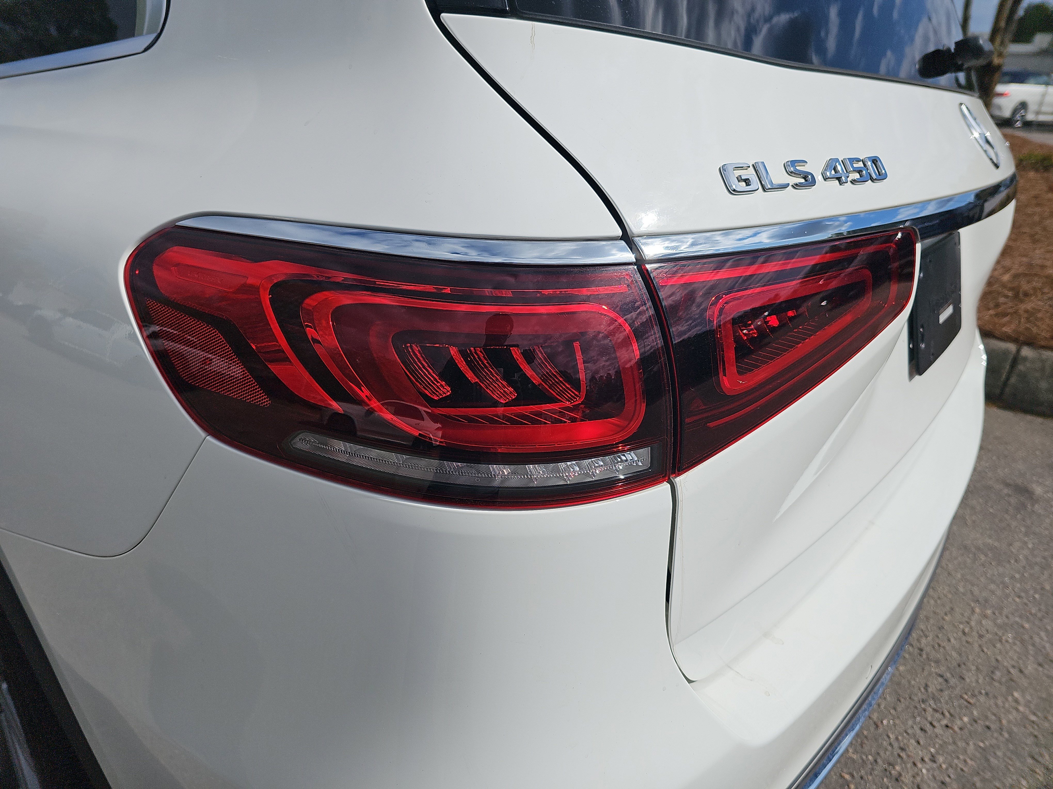 Used 2020 Mercedes-Benz GLS 450 4MATIC image 35