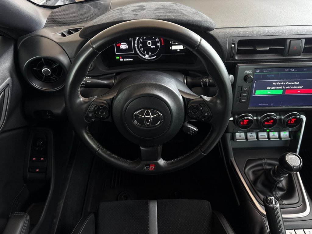 Used 2025 Toyota GR86 Premium w/ Performance Package RWD image 14