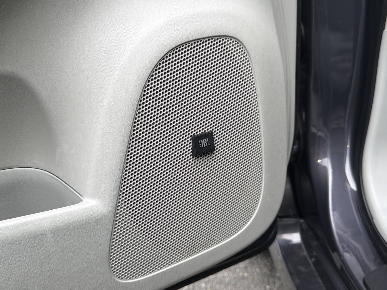 Used 2014 Toyota Prius Four FWD image 28