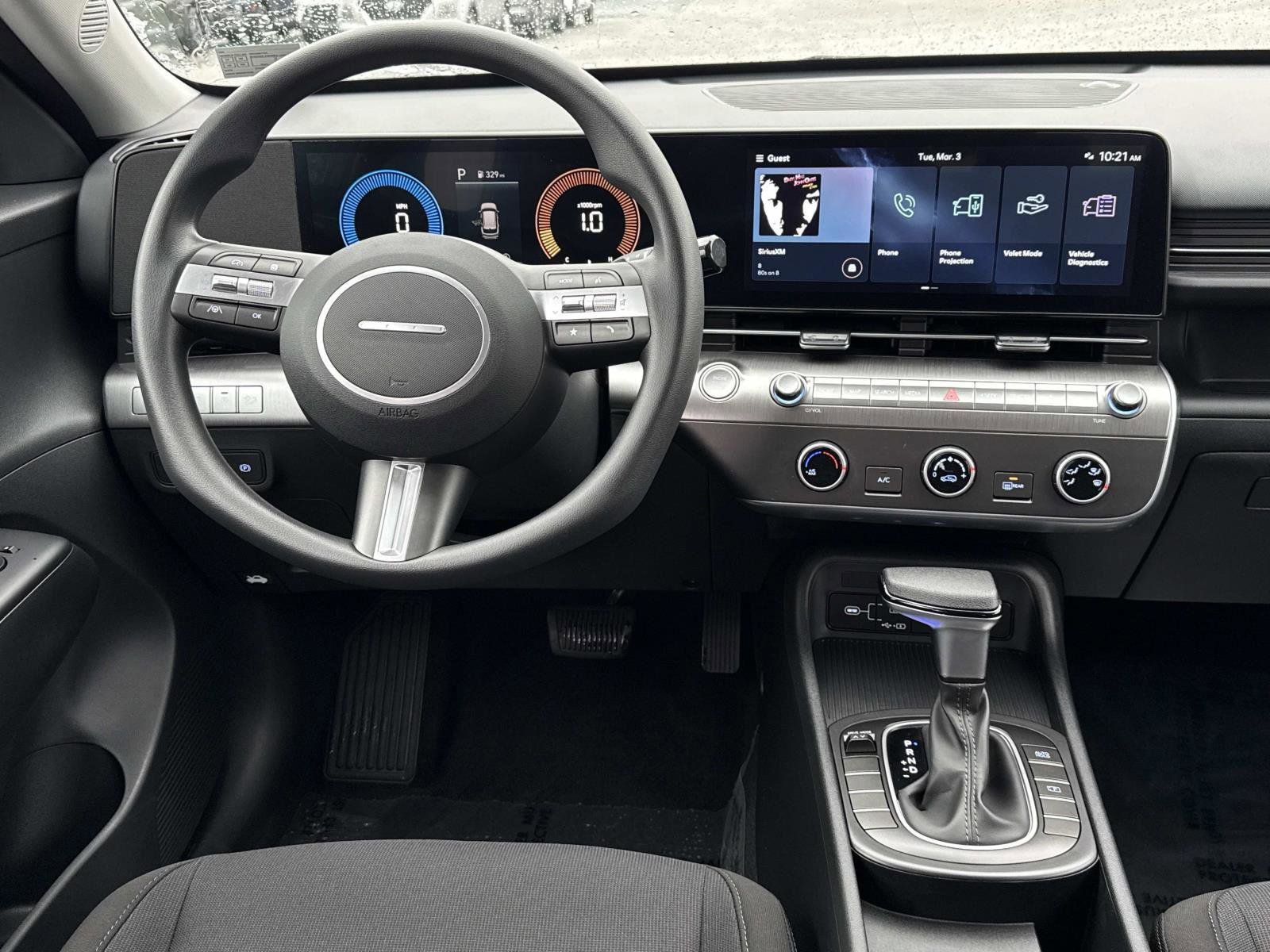 Certified 2024 Hyundai Kona SE image 2