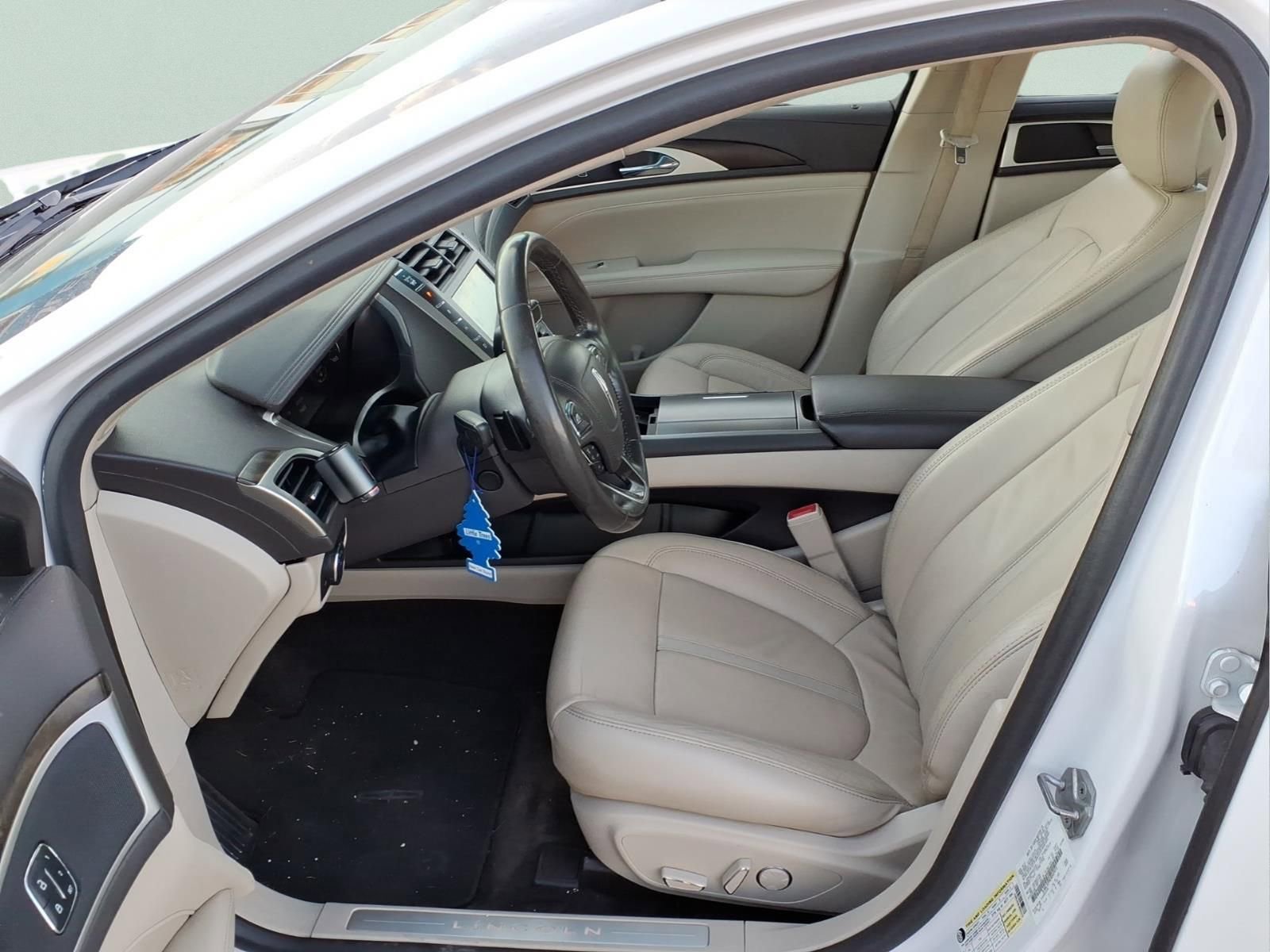 Used 2018 Lincoln MKZ Select w/ Magnetic Appearance Package image 19