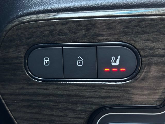 Used 2023 Mercedes-Benz Sprinter 3500 w/ Parking Package image 43