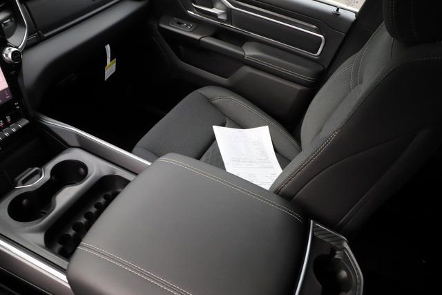 New 2026 RAM 1500 Big Horn AWD/4WD image 29