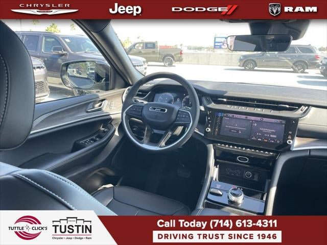 New 2027 Jeep Grand Cherokee Limited w/ Limited Altitude Package AWD/4WD image 41