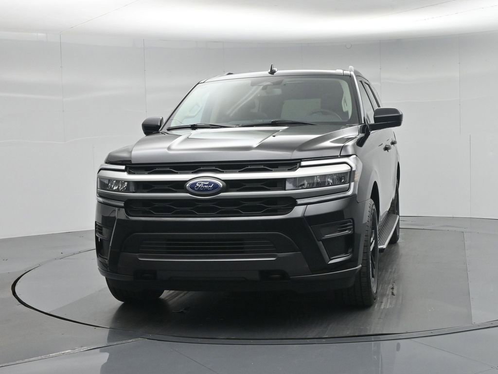 Used 2023 Ford Expedition XLT image 60
