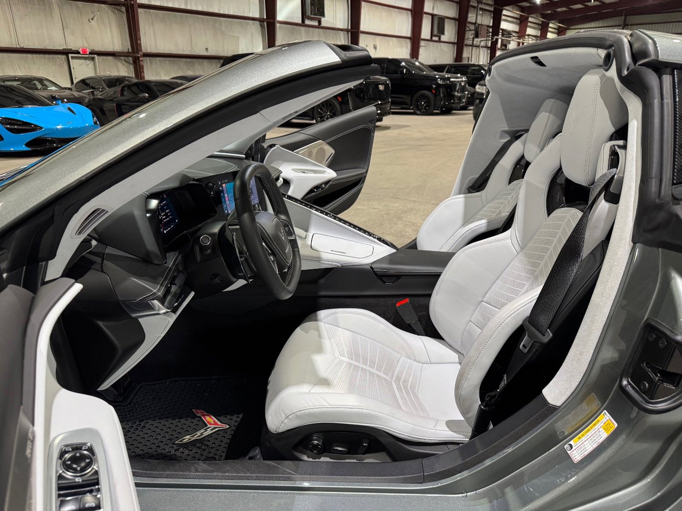 Used 2024 Chevrolet Corvette Stingray Premium Cpe w/ 3LT image 21