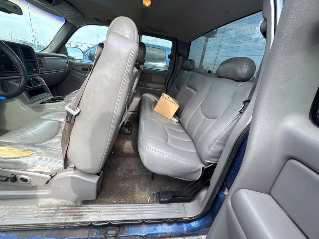 Used 2003 GMC Sierra 1500 SLT w/ SLT Preferred Equipment Group AWD/4WD image 17