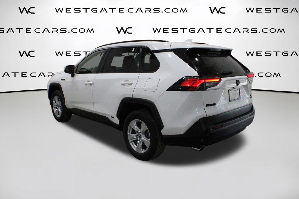 Used 2019 Toyota RAV4 XLE image 5