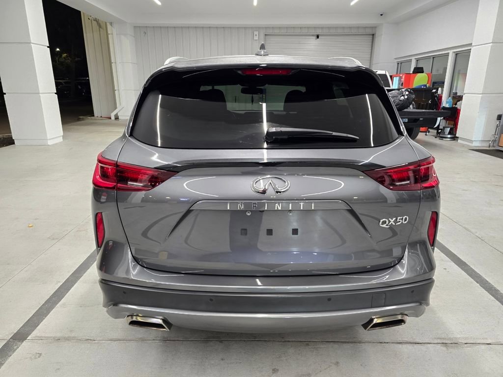 Used 2022 INFINITI QX50 Luxe w/ Appearance Package image 5
