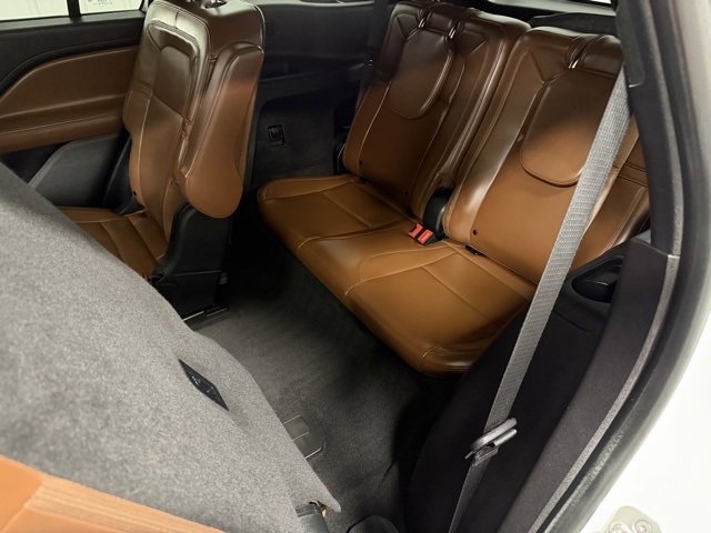 Used 2020 Lincoln Aviator Reserve w/ Elements Package Plus image 12