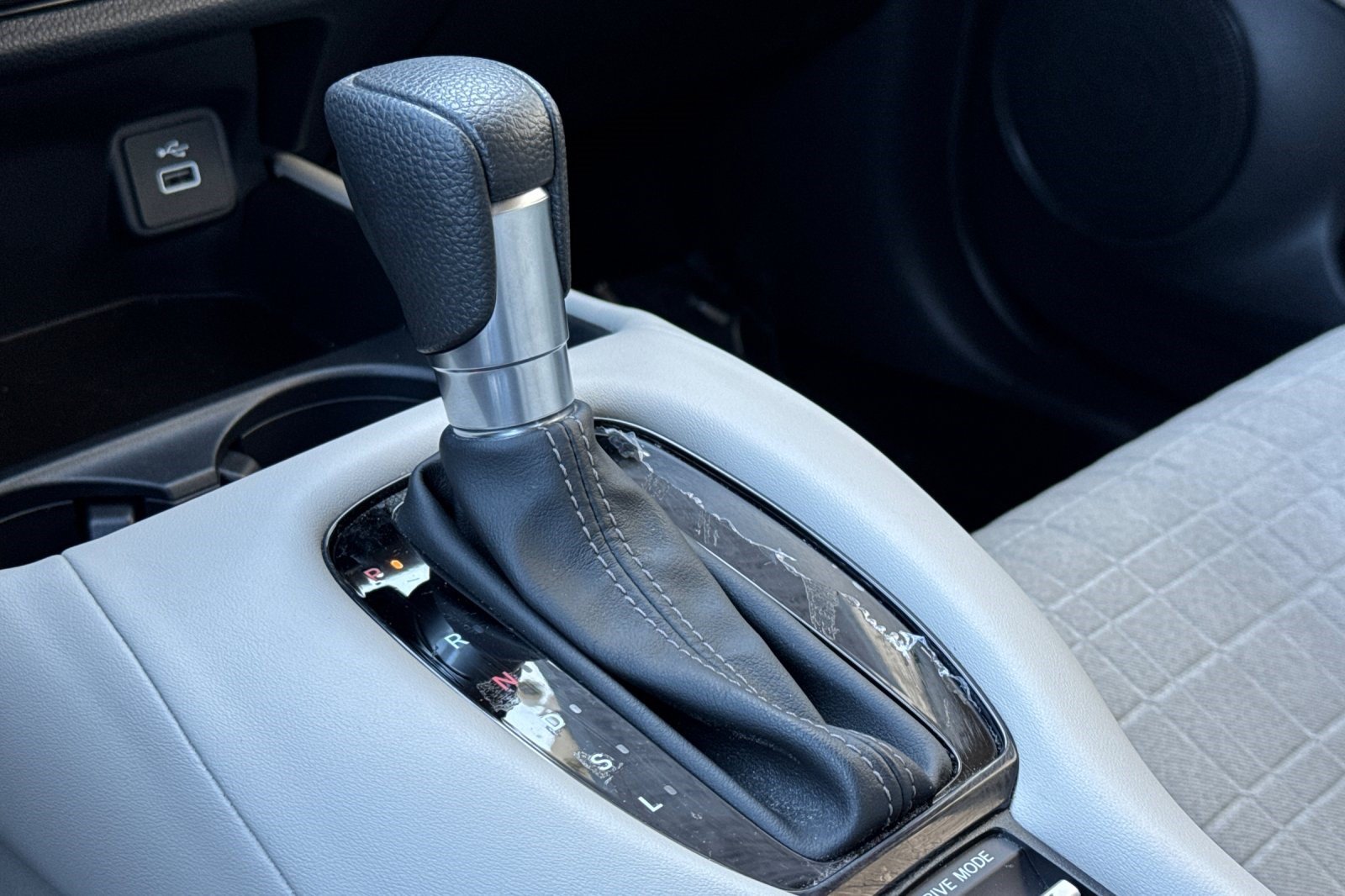 Used 2024 Honda HR-V LX image 18