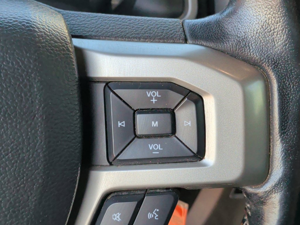Used 2021 Ford F350 Lariat w/ Chrome Package AWD/4WD image 19